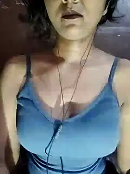 Ayesha Khan1 online show from May 27, 2026, 12:51 am