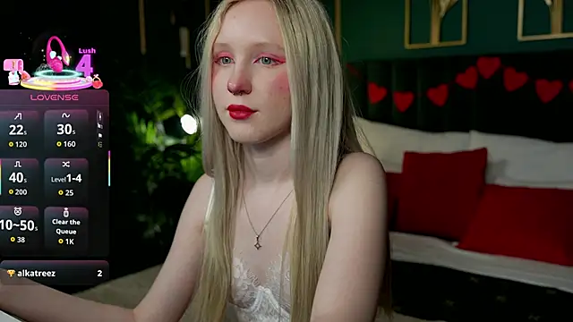 Snapshot of Sia_Hart chatting on February 17, 2026, 6:03 pm Sia Hart online show from February 17, 2026, 6:03 pm