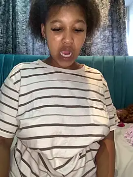 Snapshot of feliciahun chatting on February 14, 2026, 2:36 pm feliciahun online show from February 14, 2026, 2:36 pm