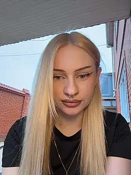 DayaFoxy online show from March 26, 2026, 1:17 pm