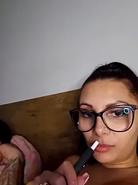 Snapshot of HiddendesireXO01 chatting on February 17, 2026, 8:26 pm HiddendesireXO01 online show from February 17, 2026, 8:26 pm