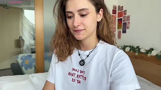 cutiemari online show from April 5, 2026, 4:31 am