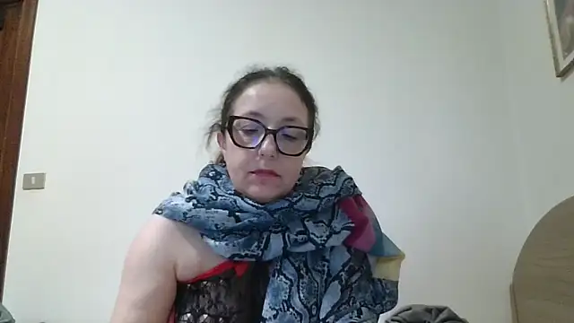 Miasexmilf online show from April 7, 2026, 5:24 pm