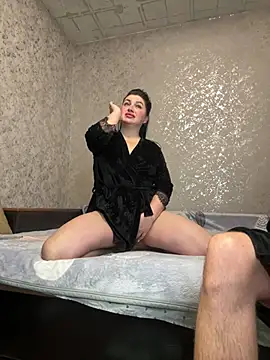 Snapshot of Lubovnikii chatting on February 9, 2026, 5:50 pm Lubovnikii online show from February 9, 2026, 5:50 pm