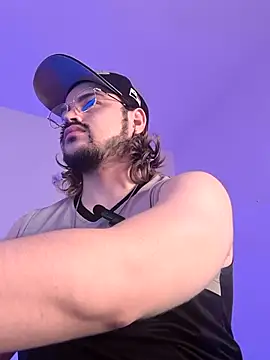 Snapshot of Derek_Vow chatting on February 18, 2026, 5:36 am Derek Vow online show from February 18, 2026, 5:36 am