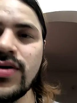 Snapshot of Derek_Vow chatting on February 20, 2026, 10:21 pm Derek Vow online show from February 20, 2026, 10:21 pm