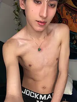 Snapshot of noynxz chatting on February 4, 2026, 3:01 am noynxz online show from February 4, 2026, 3:01 am