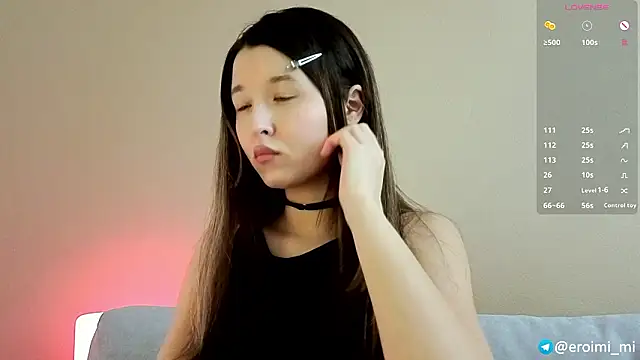 eroimi online show from March 2, 2026, 5:09 pm