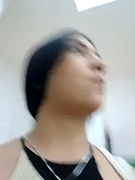 Ailen-cute online show from February 5, 2026, 11:09 pm