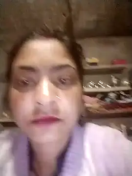 Nasrjfjfjy5578 online show from February 9, 2026, 6:01 pm