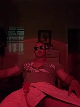 Snapshot of daddydonkey84 chatting on February 23, 2026, 3:59 am daddydonkey84 online show from February 23, 2026, 3:59 am