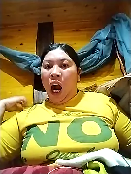 kussecka online show from March 8, 2026, 2:04 am