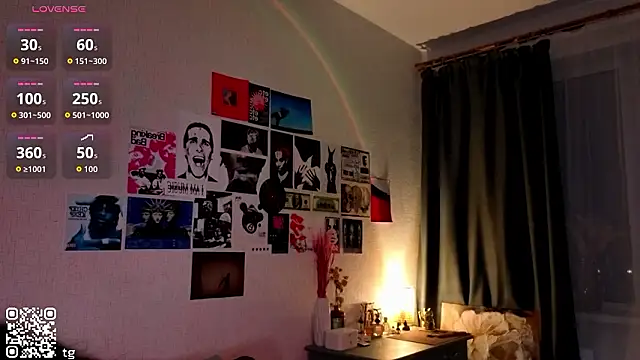 Snapshot of Kendaliby_ chatting on February 5, 2026, 1:21 am Kendaliby online show from February 5, 2026, 1:21 am