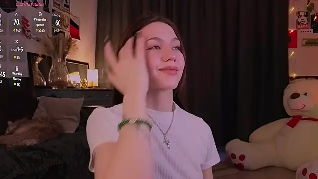 Snapshot of Kendaliby_ chatting on February 20, 2026, 1:57 am Kendaliby online show from February 20, 2026, 1:57 am