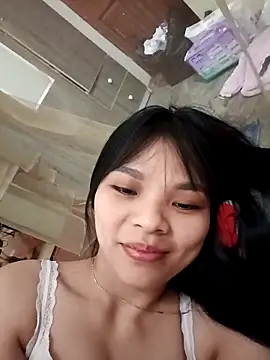 meomeo30 online show from March 15, 2026, 2:01 pm