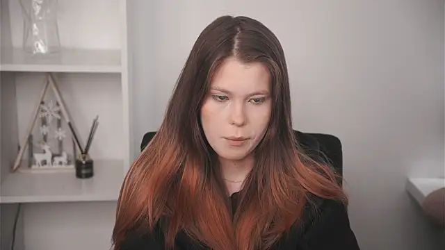 Snapshot of MarnieWootan chatting on February 27, 2026, 4:34 am MarnieWootan online show from February 27, 2026, 4:34 am