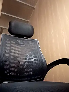 Henry xx01 online show from February 26, 2026, 4:28 pm