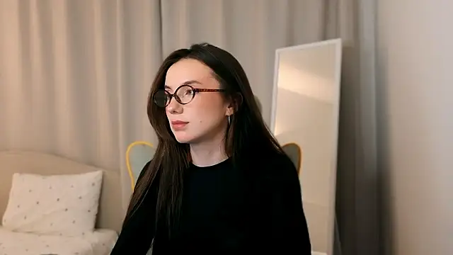 ssandralovin online show from February 28, 2026, 8:21 pm