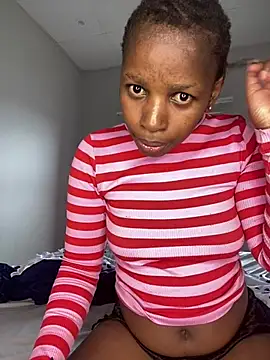 Snapshot of PrimaDonnaxx chatting on February 23, 2026, 2:58 pm PrimaDonnaxx online show from February 23, 2026, 2:58 pm