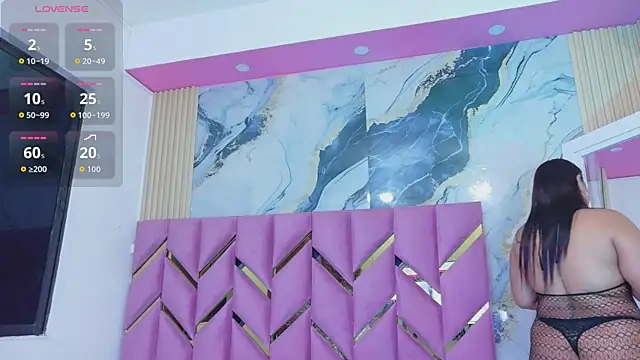 Rizantella online show from April 15, 2026, 2:51 am