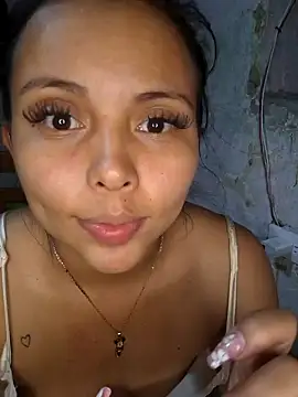 Daniela Cruz  online show from April 10, 2026, 2:17 am