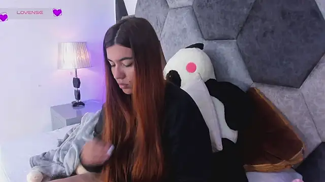 Snapshot of DulceJones chatting on February 24, 2026, 8:29 pm DulceJones online show from February 24, 2026, 8:29 pm