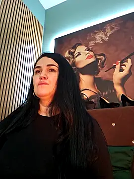 Snapshot of VickyVice chatting on February 9, 2026, 7:07 pm VickyVice online show from February 9, 2026, 7:07 pm