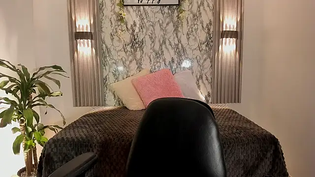 Snapshot of ChloeeMasonn chatting on May 7, 2026, 11:04 am ChloeeMasonn online show from May 7, 2026, 11:04 am