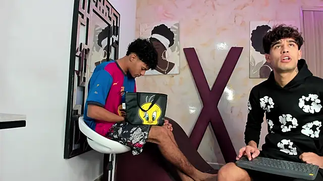 PRETTY COCK1 online show from April 12, 2026, 1:21 am