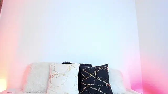 Snapshot of Axel_nova chatting on February 6, 2026, 7:28 pm Axel nova online show from February 6, 2026, 7:28 pm