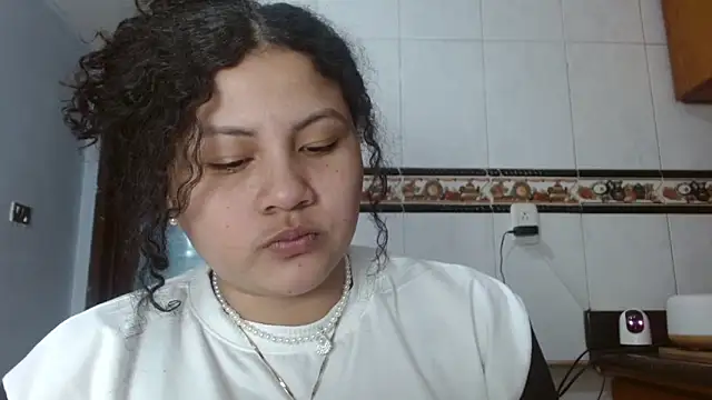 Snapshot of Baby_dirt chatting on February 12, 2026, 2:23 pm Baby dirt online show from February 12, 2026, 2:23 pm