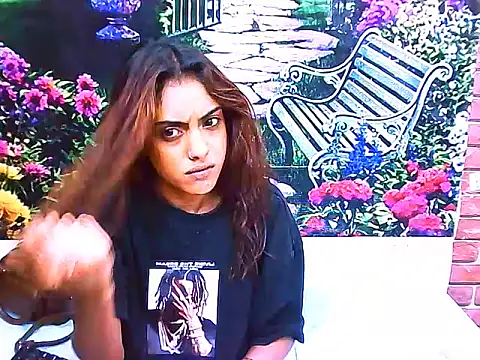 Snapshot of IndianPretty14u2Luv chatting on April 2, 2026, 6:27 pm IndianPretty14u2Luv online show from April 2, 2026, 6:27 pm