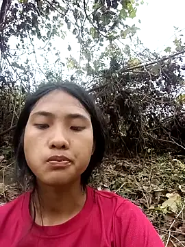 Snapshot of Hoa-tuylip chatting on March 4, 2026, 2:39 am Hoa-tuylip online show from March 4, 2026, 2:39 am