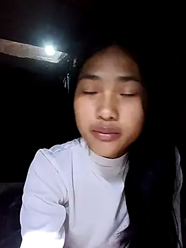 Snapshot of Hoa-tuylip chatting on March 8, 2026, 2:10 pm Hoa-tuylip online show from March 8, 2026, 2:10 pm