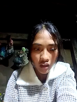 Snapshot of Hoa-tuylip chatting on March 19, 2026, 4:00 pm Hoa-tuylip online show from March 19, 2026, 4:00 pm