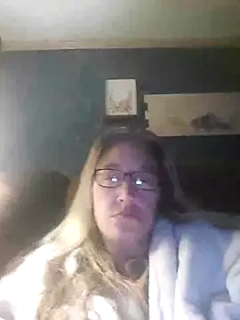 Snapshot of Sunflower0025 chatting on February 18, 2026, 12:45 pm Sunflower0025 online show from February 18, 2026, 12:45 pm