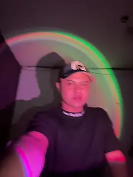 Snapshot of andresmahecha777 chatting on February 25, 2026, 5:28 am andresmahecha777 online show from February 25, 2026, 5:28 am