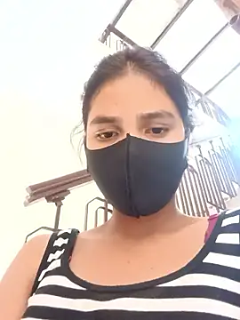 Mahira-- online show from May 24, 2026, 5:23 am