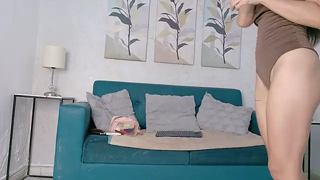 cristina aznar1 online show from April 4, 2026, 7:22 pm