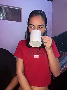 Snapshot of bliinkii_and_luka_ chatting on April 1, 2026, 1:41 pm bliinkii and luka online show from April 1, 2026, 1:41 pm