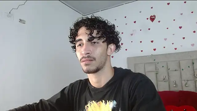 Caius fox online show from March 21, 2026, 4:54 pm