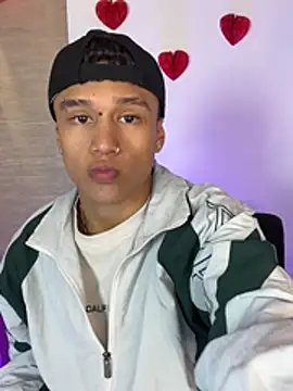 Snapshot of Dominik_Souza chatting on February 15, 2026, 7:43 pm Dominik Souza online show from February 15, 2026, 7:43 pm