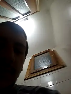 Snapshot of Etlipro-53 chatting on February 18, 2026, 9:44 pm Etlipro-53 online show from February 18, 2026, 9:44 pm