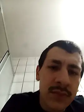 Snapshot of Etlipro-53 chatting on February 23, 2026, 10:29 pm Etlipro-53 online show from February 23, 2026, 10:29 pm