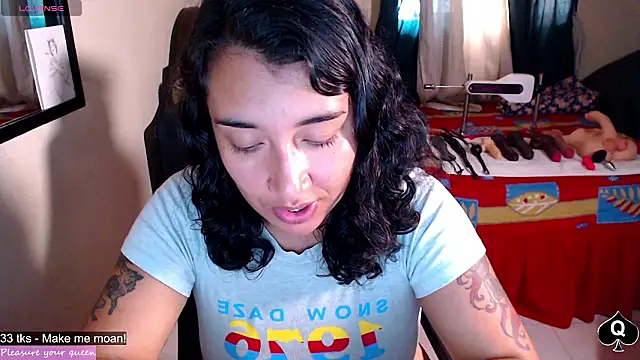 Robin H00t 2 online show from February 26, 2026, 7:35 pm