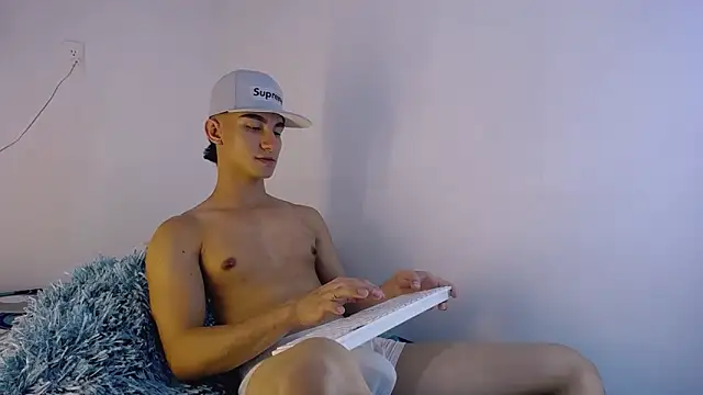 Snapshot of BabyAndy_ chatting on February 9, 2026, 10:03 pm BabyAndy online show from February 9, 2026, 10:03 pm