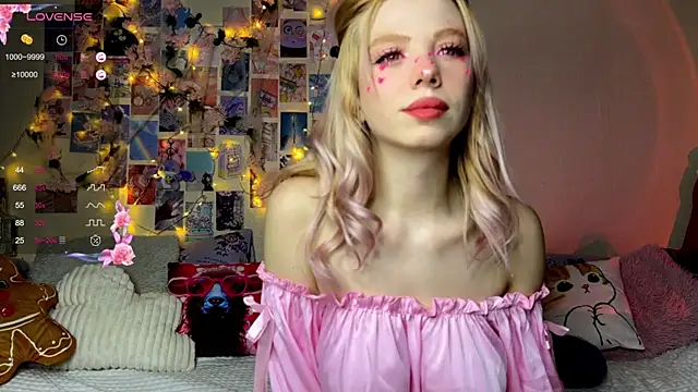 Snapshot of Akari-moon chatting on February 14, 2026, 4:04 pm Akari-moon online show from February 14, 2026, 4:04 pm