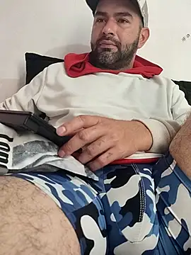 hairyandbigmann online show from March 7, 2026, 6:05 pm