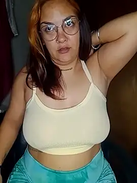 Snapshot of kuramaqueen chatting on July 18, 2026, 9:46 am kuramaqueen online show from July 18, 2026, 9:46 am