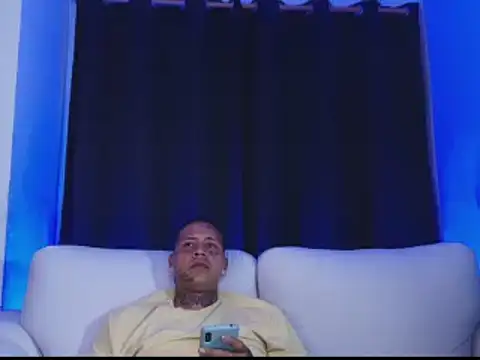 blackout9703 online show from February 4, 2026, 1:00 am